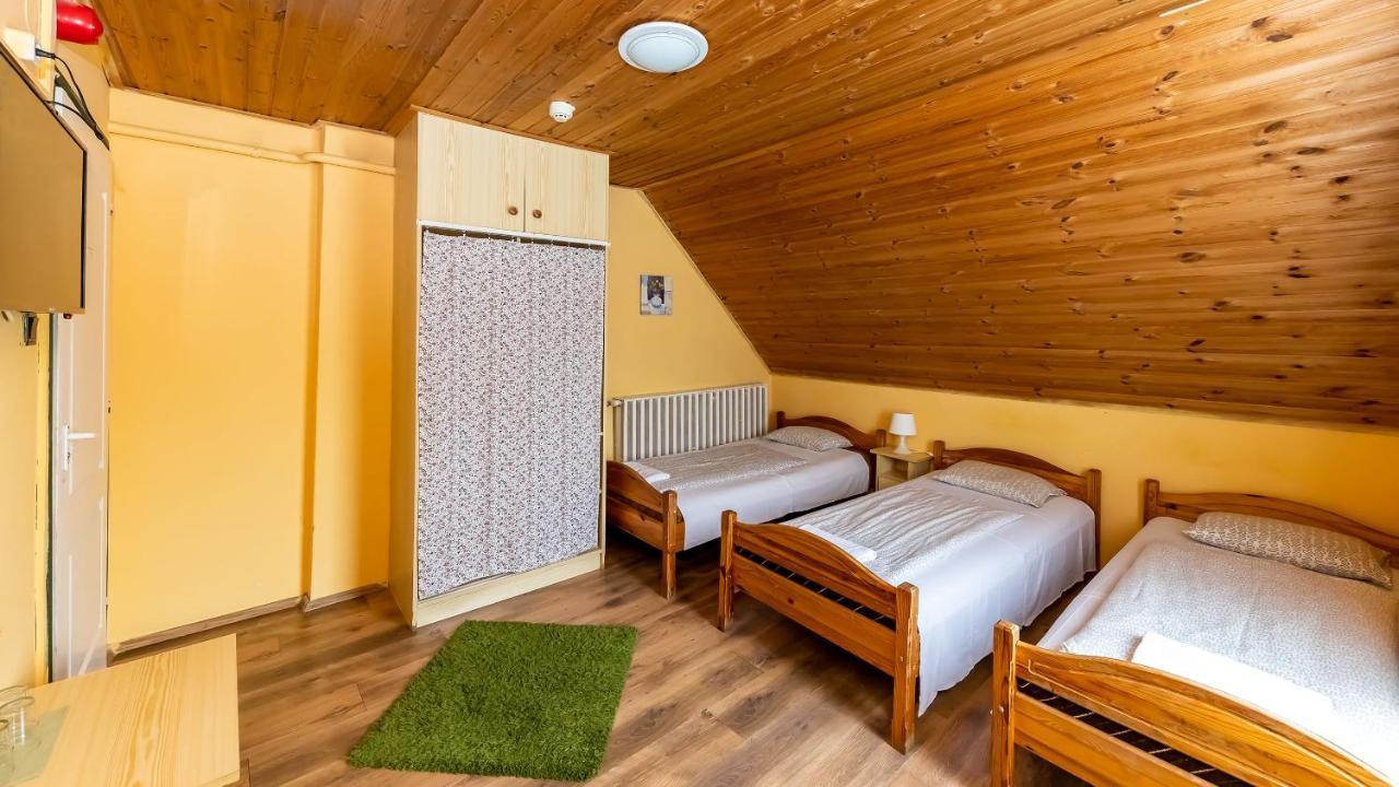 Bed and Breakfast Csillagtura Panzio Эгер Экстерьер фото