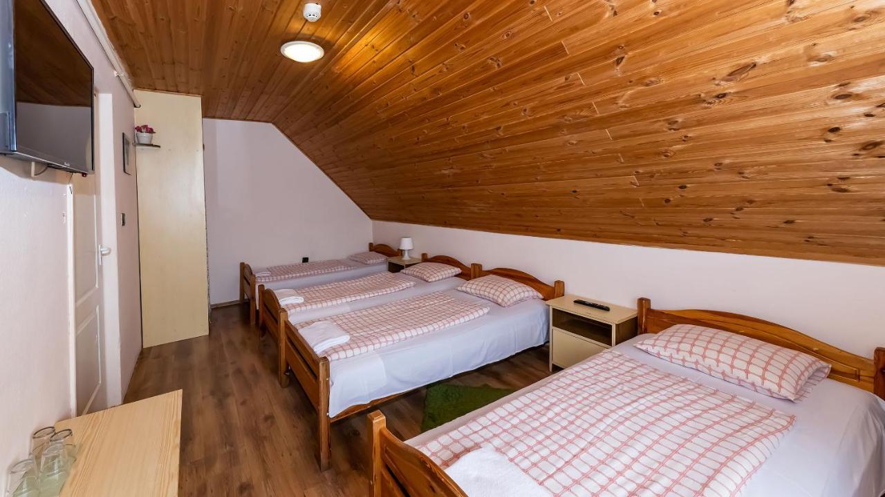 Bed and Breakfast Csillagtura Panzio Эгер Экстерьер фото
